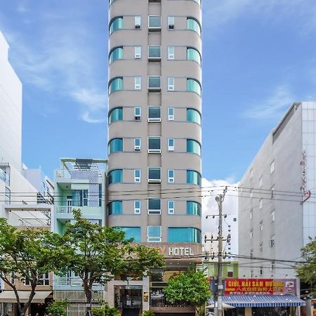 Bay Sydney Hotel Da Nang Esterno foto