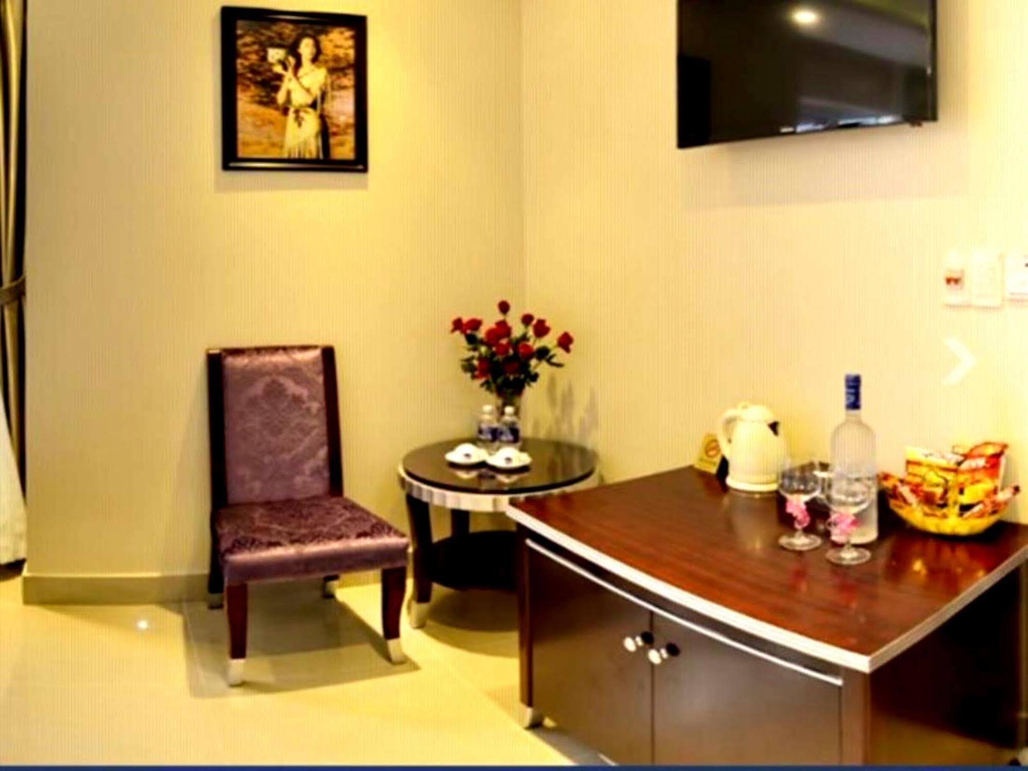Bay Sydney Hotel Da Nang Esterno foto
