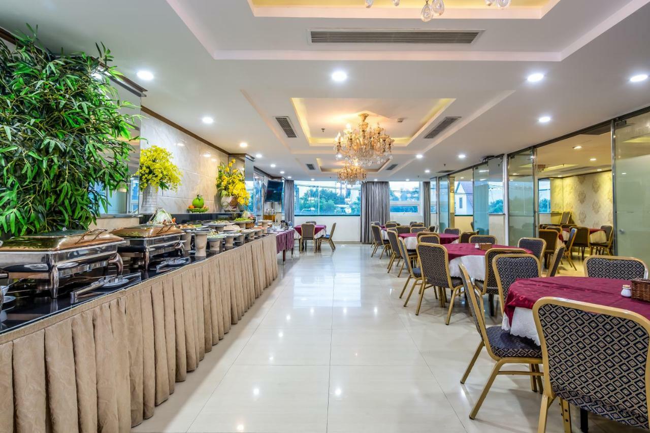 Bay Sydney Hotel Da Nang Esterno foto