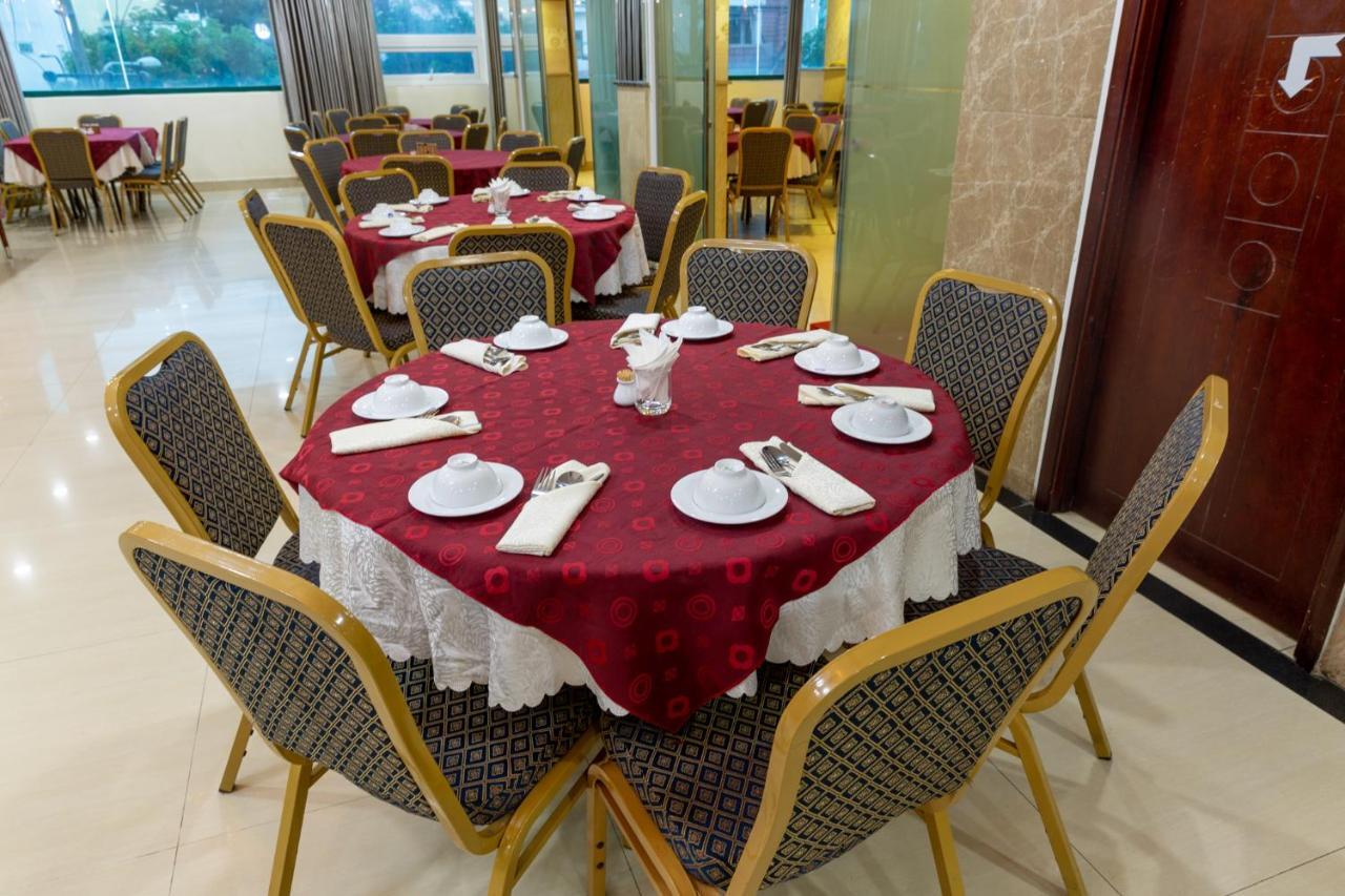 Bay Sydney Hotel Da Nang Esterno foto